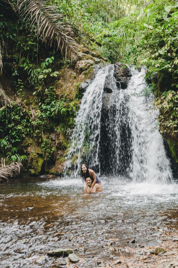 Piripe Wellness Lodge Pacto Bagian luar foto
